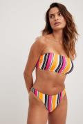 Handpicked x NA-KD Bikinitruse med høy skjæring - Stripe