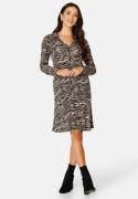 Happy Holly Viola button dress Patterned 32/34