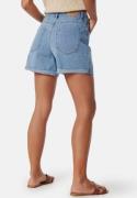 ONLY Onlvega HW Mom Dnm Shorts Light Blue Denim S