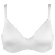 Lovable BH 24H Lift Wired Bra In and Out Hvit C 90 Dame