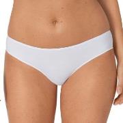 Triumph Truser Lovely Micro Brazilian Thong Hvit Medium Dame