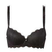 Trofe Julia Lace Padded Bra BH Svart polyamid D 80 Dame