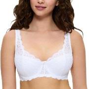 Triumph BH Amourette Wired Bra With Lace Hvit A 90 Dame