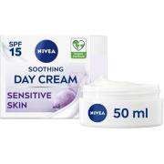 NIVEA Soothing Day Cream SPF15 - 50 ml