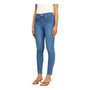 Stretchy Celia Slim Jeans