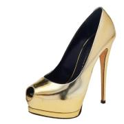 Pre-owned Giuseppe Zanotti haeler i gull