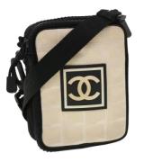 Pre-owned Svart lerret Chanel skulderveske