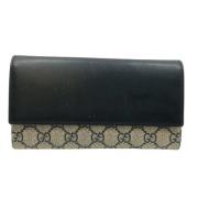 Pre-owned Leather wallets