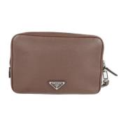 Pre-owned Brunt Prada-clutch i skinn