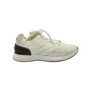 Pre-owned Wool sneakers