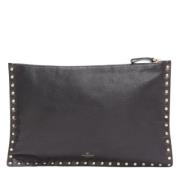 Pre-owned Leather clutches