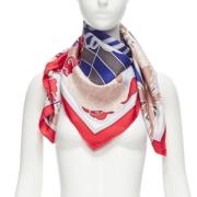 Pre-owned Silk scarves