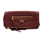 Pre-owned Leather clutches