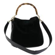 Pre-owned Suede handbags