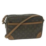 Pre-owned Canvas louis-vuitton-bags