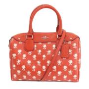 Pre-owned Fabric handbags