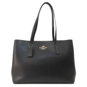 Pre-owned Leather totes