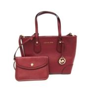 Pre-owned Leather handbags