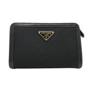 Pre-owned Leather wallets