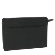 Pre-owned Leather clutches