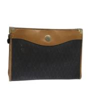 Pre-owned Leather clutches