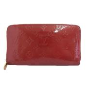 Pre-owned Leather wallets