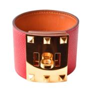 Pre-owned Leather bracelets