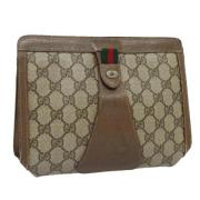 Pre-owned Leather clutches