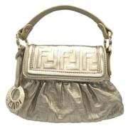 Pre-owned Leather fendi-bags