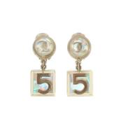 Pre-owned Silver earrings