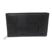 Pre-owned Leather wallets