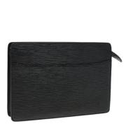 Pre-owned Leather clutches