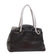 Pre-owned Leather shoulder-bags