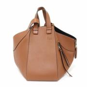 Pre-owned Leather handbags