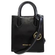 Pre-owned Leather handbags