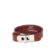 Pre-owned Leather bracelets