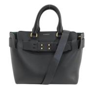 Pre-owned Leather handbags