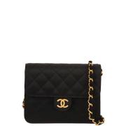 Pre-owned Satin chanel-bags