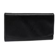 Pre-owned Leather clutches