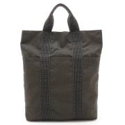 Pre-owned Canvas totes