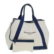 Pre-owned Canvas handbags