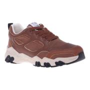 Trainers in eco-leather