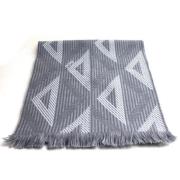 Pre-owned Wool scarves