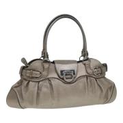 Pre-owned Leather handbags