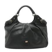 Pre-owned Leather handbags