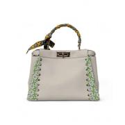 Pre-owned Canvas handbags