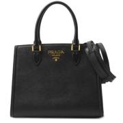 Pre-owned Leather handbags