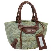 Pre-owned Raffia handbags