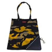 Pre-owned Canvas shoulder-bags