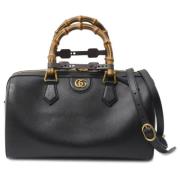 Pre-owned Leather handbags